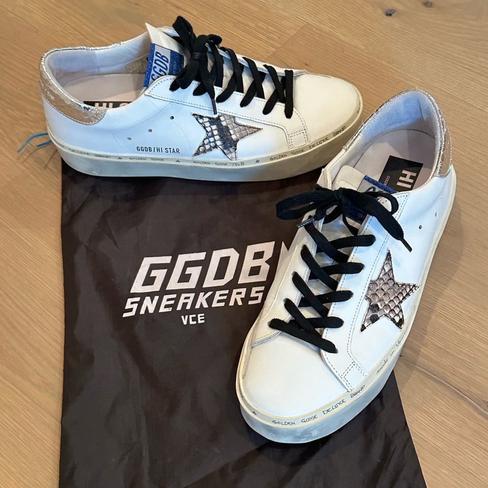 Golden Goose Hi Star snake print star. Like new!